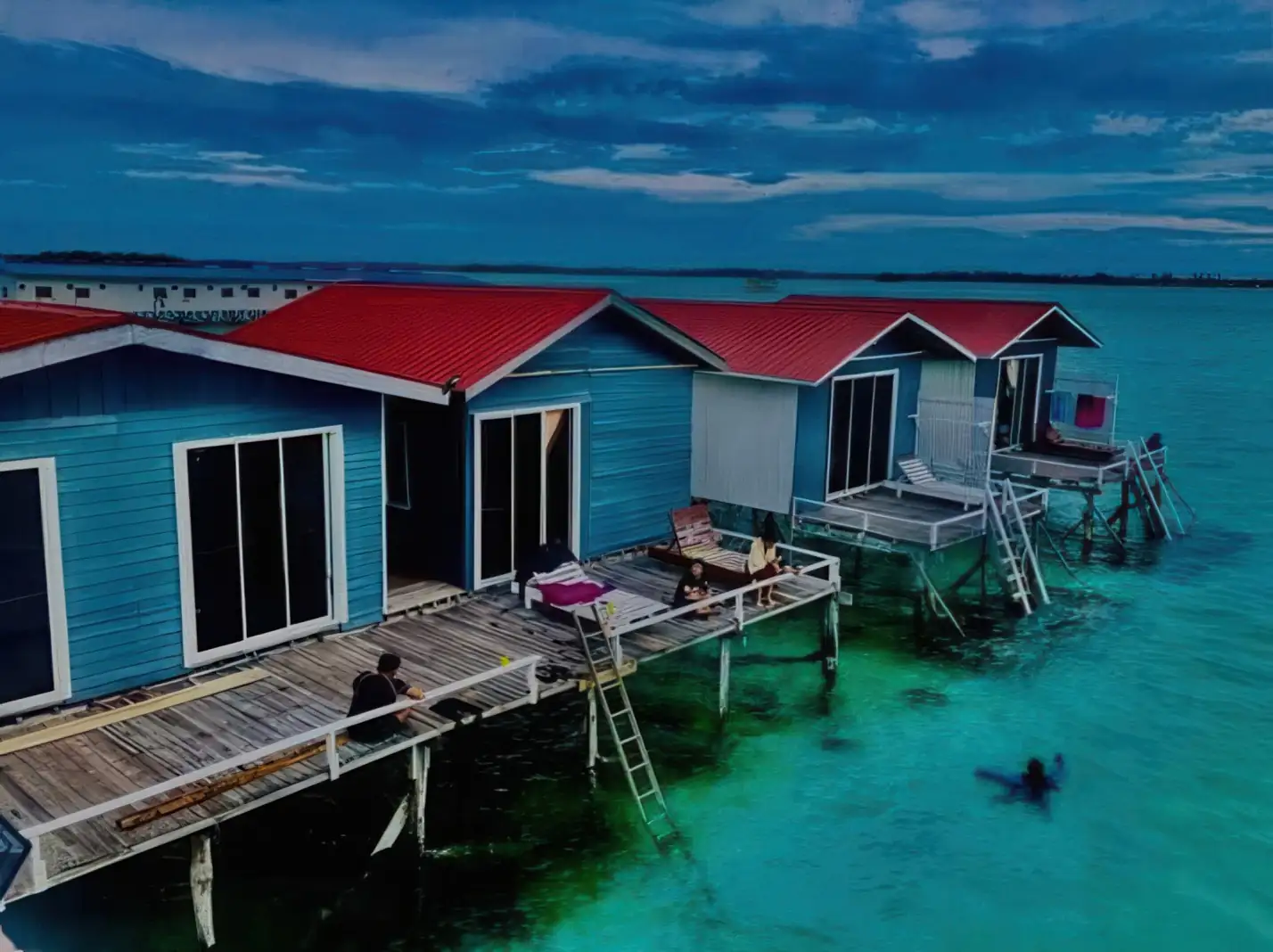 Overwater Chalets Egang Egang Resort Overwater chalets at Egang Egang Resort